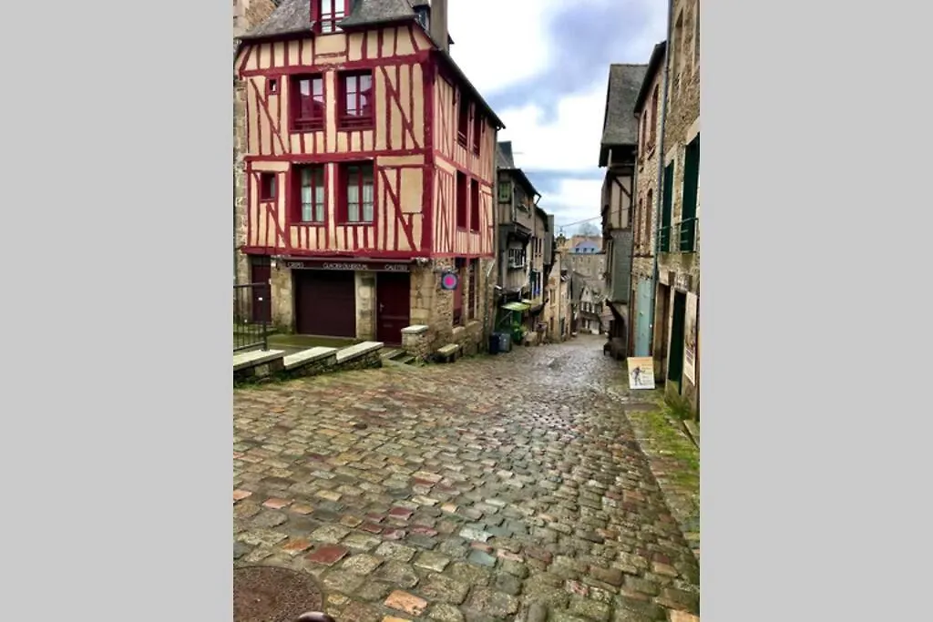 Appartement T2 situé au cœur du centre historique de Dinan
